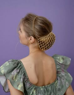 14k Gold plated inperial snood Medieval Weirdcore, Historical Hairstyles, Hair Snood, High Fashion Hair, Hair Net, Sketch Inspiration, Seashell Crafts, Full Look, Pearl Hair