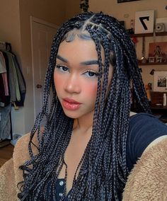 Cute Box Braids Hairstyles, Protective Hairstyles Braids, Pretty Braided Hairstyles, روتين العناية بالبشرة, Braided Hairstyles For Black Women, Box Braids Hairstyles, Braids For Black Hair