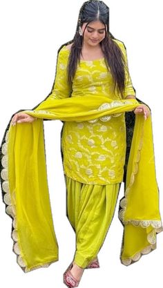 Suit Punjabi Patiala, Punjabi Patiala Suit, Suit Dupatta, Suit Punjabi, Georgette Dupatta, Patiala Suit, Suit For Women, Silk Kurta, Girls Wear