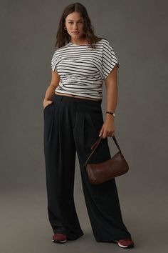 Plus Size Outfit Wide Leg Pants, Elevated Basics Plus Size, Quiet Luxury Fashion Plus Size, Warm Weather Business Casual Women, How To Style Black Wide Leg Pants, Plus Size Parisian Style, Plus Size Wide Leg Pants Outfit, Plus Size Classic Style, Boho Work Outfit