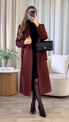 Elegant Burgundy Long Coat, Elegant Red Long Coat Outerwear, Elegant Red Fur Coat For Winter, Elegant Burgundy Single-breasted Outerwear, Burgundy Fur Coat, Casual Leather Jacket Outfit, Leather Jacket Outfits, New Pins, Royal Fashion