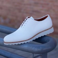 Mens Fashion Sneakers, Gentleman Shoes, Mens Fashion Edgy, Simple Shoes, White Wedges, Mens Boots Fashion, Casual Dress Shoes, Mens Fashion Classy, Leather Shoes Men