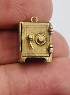 Antique 14k Yellow Gold Safe Moving Door Lock Charm | eBay Solid Gold Charms, Remembrance Jewelry, Design Door, Gold Charms, Door Lock, Door Locks, Gold Charm, Vintage Watches, Antique Jewelry