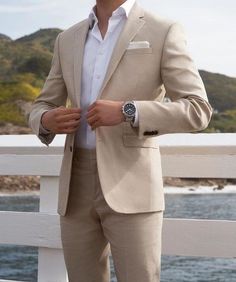 Men’s Linen Suit Outfit, Wedding Party Outfit Ideas, Ivory Groomsmen Attire, Ivory Wedding Suit, Light Wedding Suit, Ivory Tux, Groom Summer Wedding, Men Linen Suits, Beige Suits Wedding