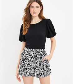 Women's Shorts: Cut-Offs & More | LOFT Loft Store, Dressy Casual Outfits, Pull On Shorts, Black And White Color, Dressy Casual, Black And White Colour, Dress Accessories, Summer Collection, Effortless Style