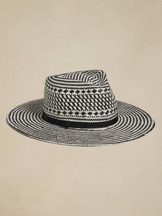 Trendy Woven Straw Sun Hat, Casual Woven Brimmed Sun Hat, Casual Woven Straw Hat With Curved Brim, Casual Woven Hats For Warm Weather, Casual Woven Brimmed Panama Hat, Casual Panama Hat For Beach Season Picnic, Summer Straw Hat With Flat Brim For Picnic, Woven Fedora Hat For Vacation, Woven Brimmed Fedora For Vacation