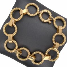 𝓦𝓮𝓵𝓬𝓸𝓶𝓮 𝓽𝓸 𝓛𝓲𝓸𝓷𝓱𝓮𝓪𝓻𝓽 𝓳𝓮𝔀𝓮𝓵𝓻𝔂 𝓢𝓱𝓸𝓹 ♥ Stunning Italian Link Bracelet crafted in High quality 14K Italian Gold. This Gorgeous bracelet is detailed with a Braided and polished interlocking links with oval links in between. Bracelet is made to order in the listed measurements and with a spring ring clasp closure. Please allow 1-4 weeks for delivery. 𝓘𝓽𝓮𝓶 𝓓𝓮𝓽𝓪𝓲𝓵𝓼 ♥ Made to Order ♥ Measurements: ♥ Arrives Gift Ready in a Beautiful Jewelry Box. ♥ *STORE POLICY* We Luxury Chain Bracelet With Clasp For Formal Occasions, Luxury Chain Bracelet With Clasp For Formal Events, Luxury Chain Bracelet With Spring Ring Clasp, Luxury Round Chain Bracelet With Spring Ring Clasp, Elegant Formal Chain Bracelet, Formal Bracelet With Oval Link Clasp, Formal Round Jewelry With Solid Link Construction, Polished Round Chain Bracelet For Formal Occasions, Formal Chain Bracelet