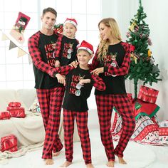 Christmas pajamas with funny print and black red combination design, full of Xmas atmosphere. Christmas home wear never expires.You and your family can wear matching pajamas on Christmas Eve, Christmas morning, or Christmas party. Great gift for your family and friends, to strengthen the parent-child relationship between family members. Specifications: Xmas pajamas come in different sizes to choose from for the whole family The material is comfortable, skin-friendly, and breathable, Warm and del Matching Couple Costumes, Pjs Ideas, Matching Sleepwear, Family Christmas Pjs, Matching Couples Outfits, Family Matching Pjs, Family Holiday Pajamas, Christmas Pajama Party, Christmas Pajamas Family