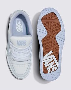 Old School Aesthetic, Pretty Sneakers, Skate Sneakers, Pretty Shoes Sneakers, Blue Vans, Shoe Wishlist, Vans Logo, Chunky Shoes, Skate Shoe