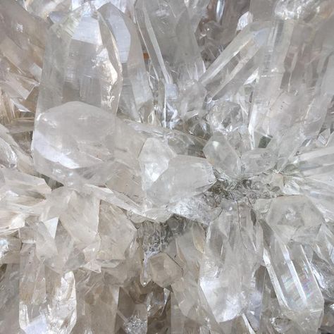 Mooncat Crystals Crystal White Aesthetic, Diamond Gemstone Aesthetic, White Crystals Aesthetic, White Crystal Aesthetic, Cristales Aesthetic, Cristal Aesthetic, Crystal Aesthetics, White Meaning, Crystal Wallpaper