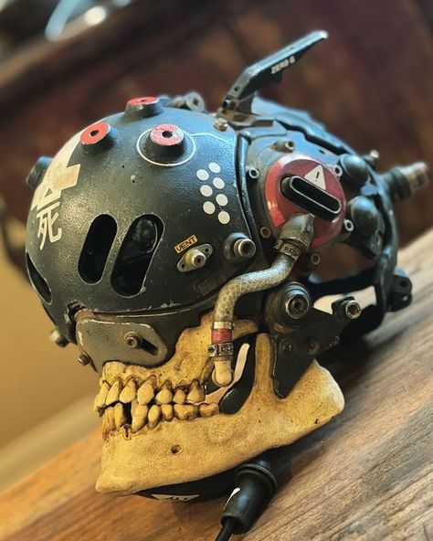 Mask Cyberpunk, Sci Fi Helmet, Mechanic Art, Cats In Ancient Egypt, Skull Taxidermy, Cyberpunk Mask, Cyberpunk Helmet, Masks Design, Human Skeleton Anatomy