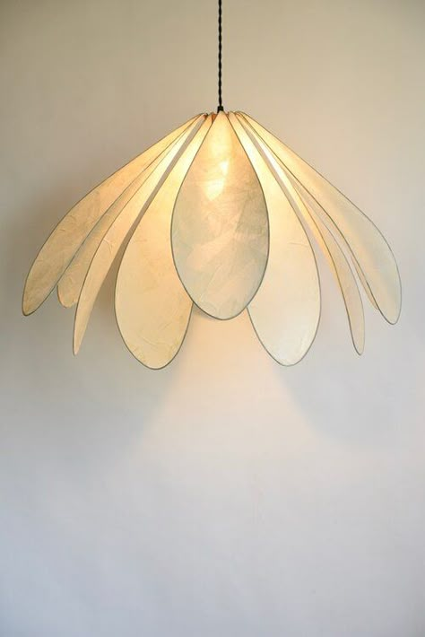 Colin Chetwood -paper lamp shop, sculptural flower tissue paper lampshades with copper stands. Tissue Paper Lampshade, Flower Light Pendant, Lamps And Lighting, Tissue Paper Lampshade Diy, Lamp Decoration, Pendant Lampshade, Lampshade Bedroom, Lamp Pendant, Pendant Lamp Bedroom