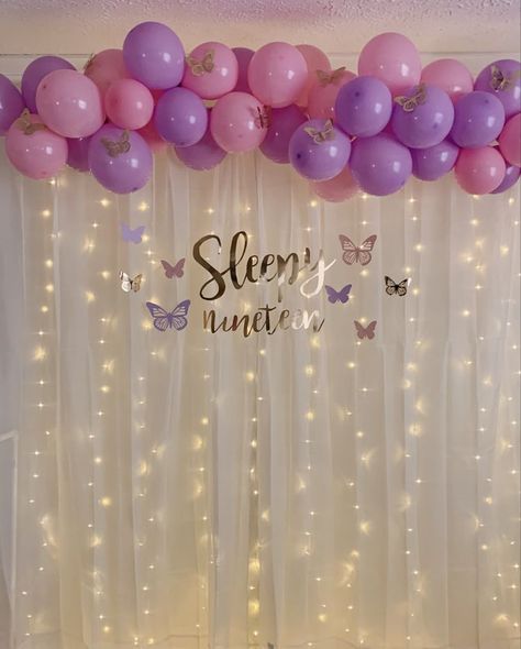 Purple Birthday Party Decorations Simple, Girls Birthday Decoration Ideas At Home, Butterfly Themed Birthday Party At Home, Ballon Decorations Butterfly, Simple Bday Decorations At Home, Diy Butterfly Birthday Decorations, 1st Birthday Party Decorations At Home, Balloon Decorations For Birthday Kids, 1st Birthday Decoration Ideas At Home