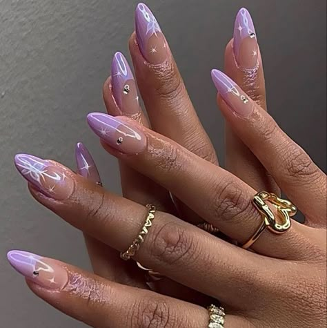 Nails Lilac, Lilac Nails Design, Purple And Silver Nails, Taylor Swift Nails, Classy Birthday, Donut Nails, Diamond Nail Designs, Lilac Nails, Purple Acrylic Nails