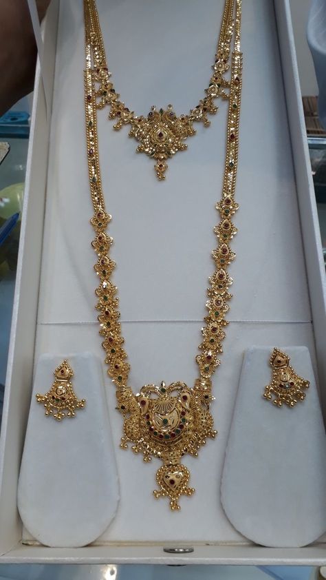 Gold Jewelry Simple Necklace Long, Long Haram Necklace Set Designs Gold, Gold Long Nallapusalu Designs, Long Haram New Models Gold, Simple Gold Haram Designs Indian, Gold Necklace Haram Set, Necklace Haram Set Gold, Gold Harams New Models, New Model Gold Haram Designs