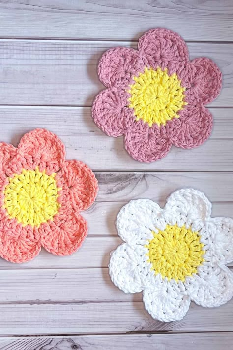 Crochet Flower Coaster Pattern with 6 Petals - thecaffeinatedsnail.com Crochet Appliques Flower, Flower Potholder Crochet Free Pattern, Crochet 6 Petal Flower, How To Crochet A Flower Coaster, Free Crochet Sunflower Coaster Pattern, Free Pattern Crochet Coasters, Crochet Daisy Coasters Free Pattern, Crochet Round Flower, Free Crochet Flower Coaster Patterns