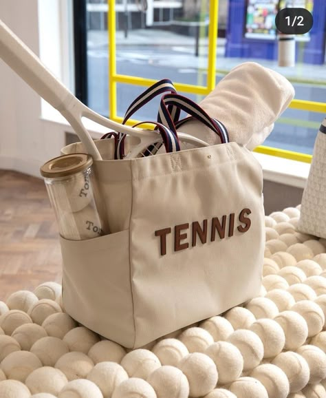 Tennis Lifestyle, Tennis Racket Bag, Tennis Tote, Tennis Accessories, Tennis Bag, Tennis Club, Tennis Clubs, Tennis Fashion, Sneaker Stores