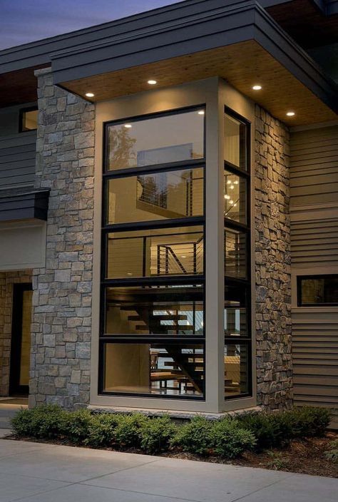 Beautiful contemporary home boasts magnificent views over Cooks Bay Home Designs Exterior, Contemporary House Exterior, Exterior Modern, Modern House Facades, Modern Exterior House Designs, Home Stairs Design, House Front Design, Modern Architecture House, Stone Walls