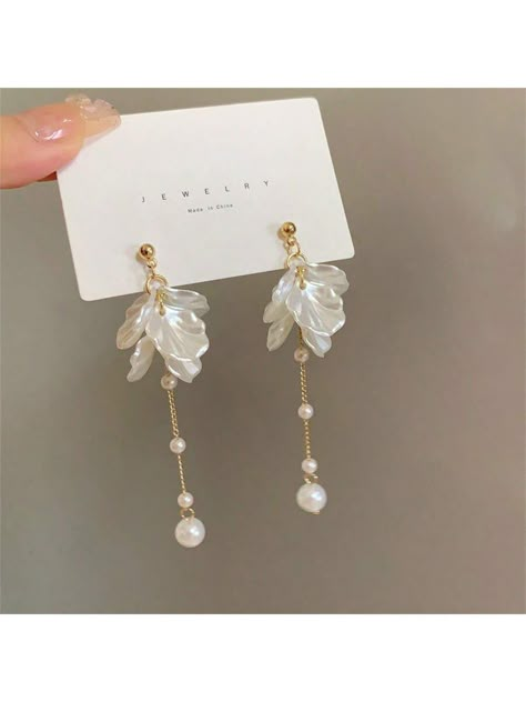 Korean Style Floral Faux Pearl Chain Dangle Earrings, Elegant Sweet Girl Ear AccessoriesI discovered amazing products on SHEIN.com, come check them out! Korean Pearl Earrings, Floral Drop Earrings, Elegant White Earrings, Boho Wedding Earrings, Korean Earrings, Long Tassel Earrings, Tassel Drop Earrings, Dangly Earrings, Pearl Earrings Dangle