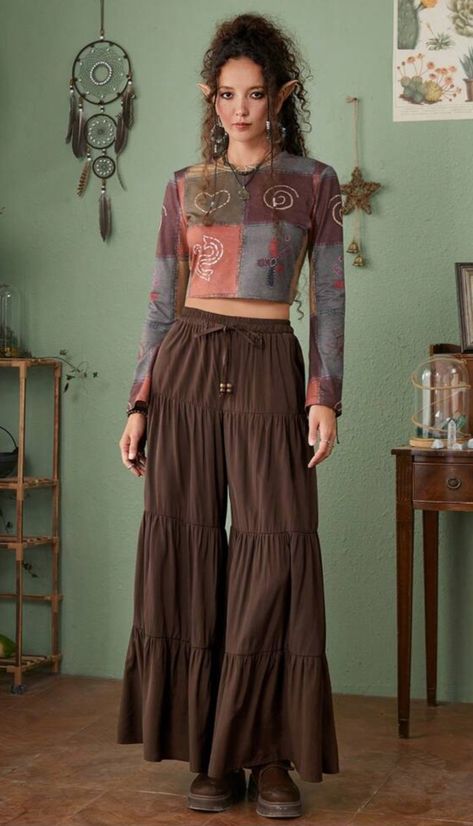 Witch Outfit Pants, Rule Of 7 Outfits, Faerie Grunge, Witch Comic, Aesthetic Pants, Fairy Grunge Outfit, Faerie Aesthetic, Rose Ideas, Fairycore Outfit