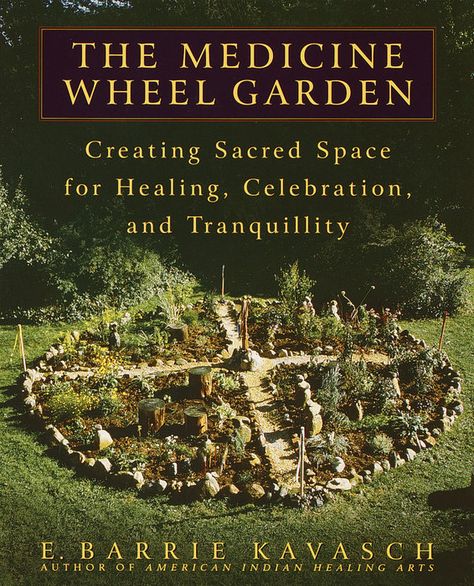 Medicine Wheel Garden, Wheel Garden, Healing Garden, Herb Garden Design, Vertical Herb Garden, Organic Vegetable Garden, Medicine Wheel, Organic Gardening Tips, Medicinal Herbs