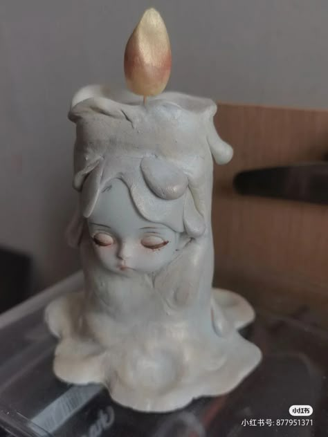 Cool Things To Sculpt With Clay, Small Sculptures Clay, Clay Sculpture Ideas For Beginners Ceramic Art, Weird Clay Sculpture, Weird Pottery, Clay Statue, Emo Ceramics, Cute Sculptures, Creepy Ceramics Ideas