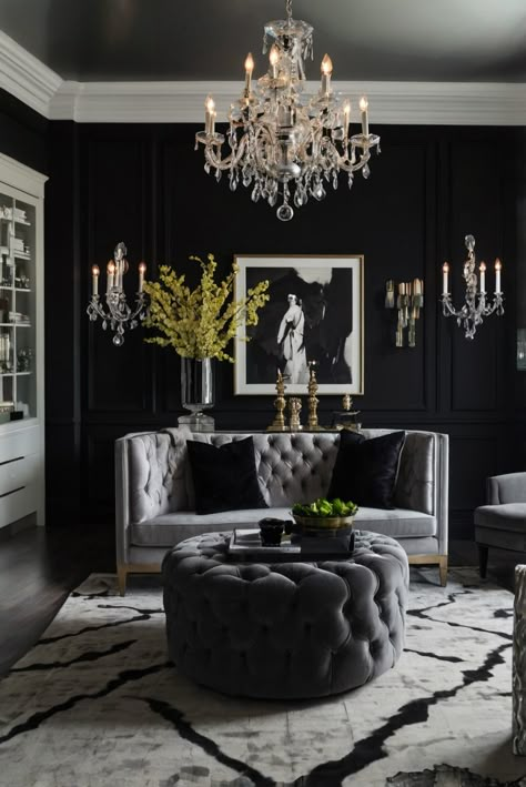 Black And White Vintage Decor, Luxurious Living Room Designs, Black And White Interior Design, Feminine Living Room, Glamorous Interiors, Luxurious Living Room, Black Rooms, Deco Living, Luxury Room Bedroom