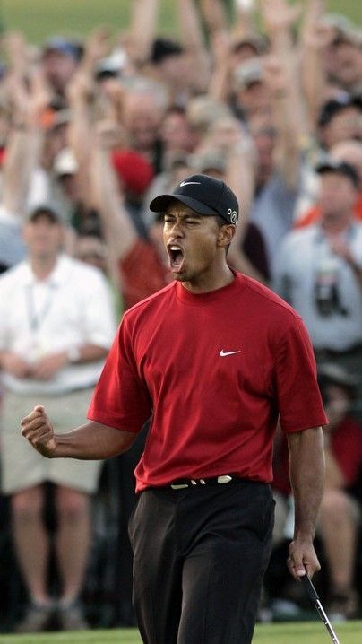 Golf Fashion Men, Golf Tiger Woods, Golf Pictures, Golf Inspiration, Golf Brands, Vintage Golf, Golf Lessons, Sports Wallpapers, Sports Pictures