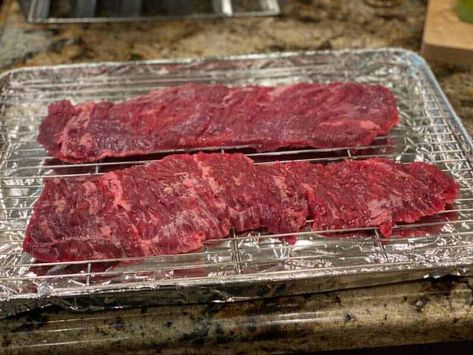 Smoked Skirt Steak, Skirt Steak Fajitas, Steak Taco Recipe, Skirt Steak Tacos, Skirt Steak Recipes, Beef Fajitas, Pellet Grill Recipes, Traeger Recipes, Steak Tacos