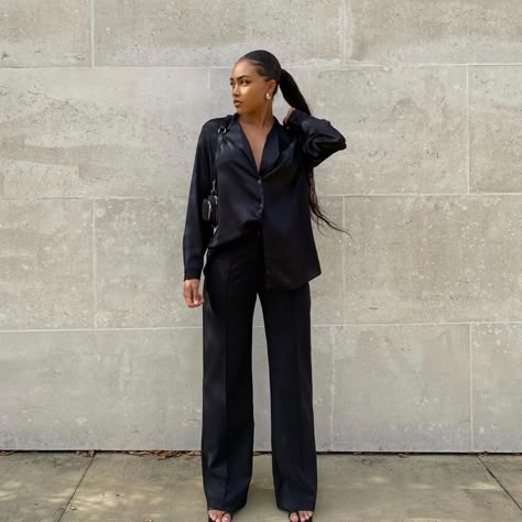 Black Silky Shirt Outfit, How To Style Black Silk Shirt, Black Satin Button Up Outfit, Satin Shirt Outfit Aesthetic, Pants And Blouse Outfit Classy, Black Satin Button Down Shirt Outfit, Black Chemise Outfit, Black Silk Button Down Shirt Outfit, Satin Shirt Outfit Ideas