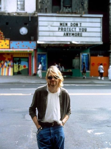 Kurt Cobain in front of Jenny Holzer's 'Men Don't Protect You Anymore'    /    Photography Stephen Sweet Where Did You Sleep Last Night, Kurt Cobain Photos, Frances Bean Cobain, Donald Cobain, Krist Novoselić, Jenny Holzer, Nirvana Kurt Cobain, Nirvana Kurt, We Will Rock You