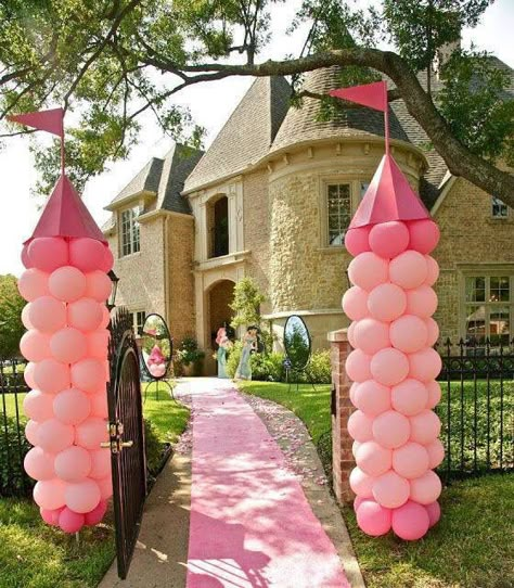 Princess Balloon Columns, Princess Tea Party Birthday, Princess Balloon, Princess Peach Party, Princess Balloons, Princess Birthday Party Decorations, Cinderella Birthday Party, Disney Princess Birthday Party, Princess Theme Birthday