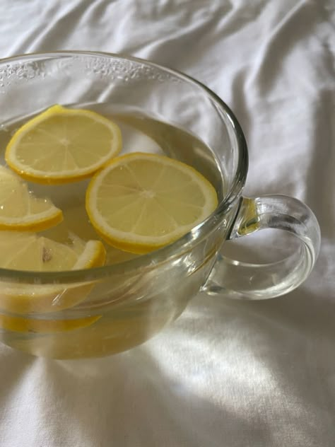 Lemon Water Aesthetic Instagram, Water Yellow Aesthetic, Morning Lemon Water Aesthetic, Water And Lemon Aesthetic, Tea Post Instagram, Spring Clean Aesthetic, Clean Water Aesthetic, Yellow Drink Aesthetic, Drink Tea Aesthetic