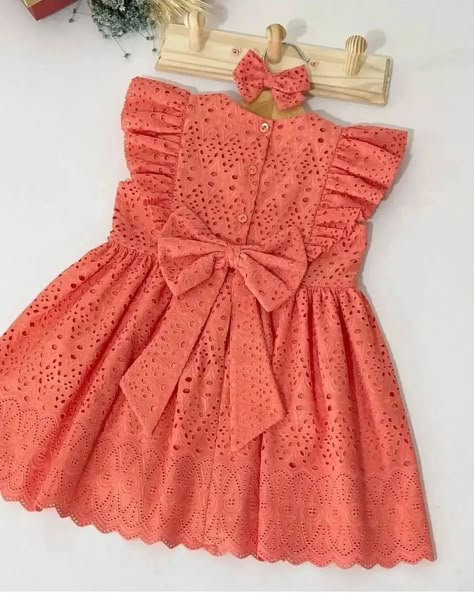 Frock Designs For Girl, Cotton Frocks For Kids, Frocks For Kids, Baby Frock Pattern, Girls Dresses Sewing, Cotton Frocks