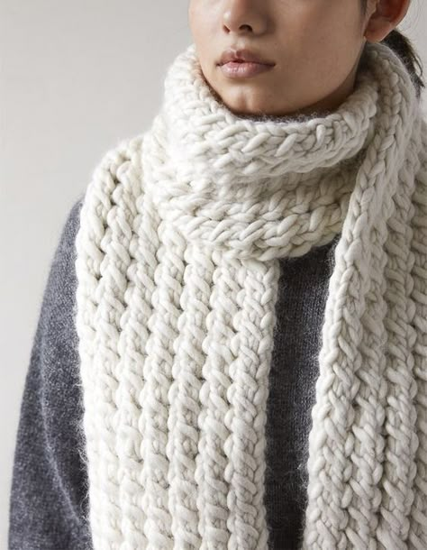 Snow Tracks, Easy Scarf Knitting Patterns, Knitting Terms, Knitting Scarf, Knitting Scarves, Knitting Patterns Free Scarf, Knitted Scarves, Scarf Patterns, Free Scarf