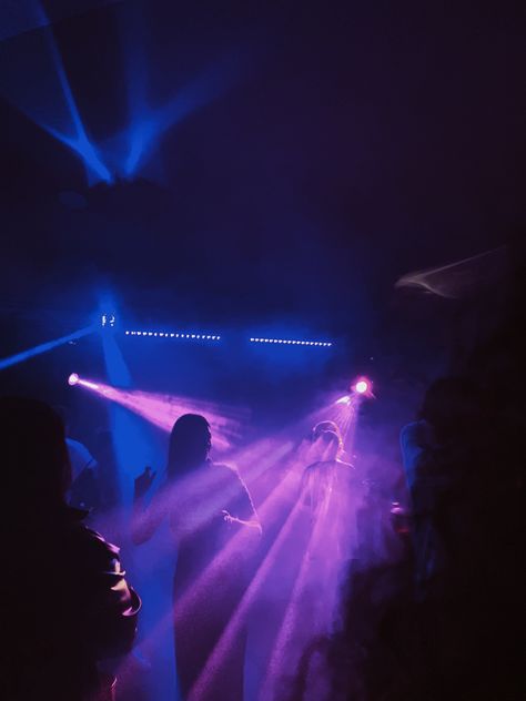 Dj Club Aesthetic, Warehouse Rave Aesthetic, Super 8 Aesthetic, Dark Club Aesthetic, Night Club Photography, Neon Night Club, Euphoric Aesthetic, Night Music Video, Electric Aesthetic