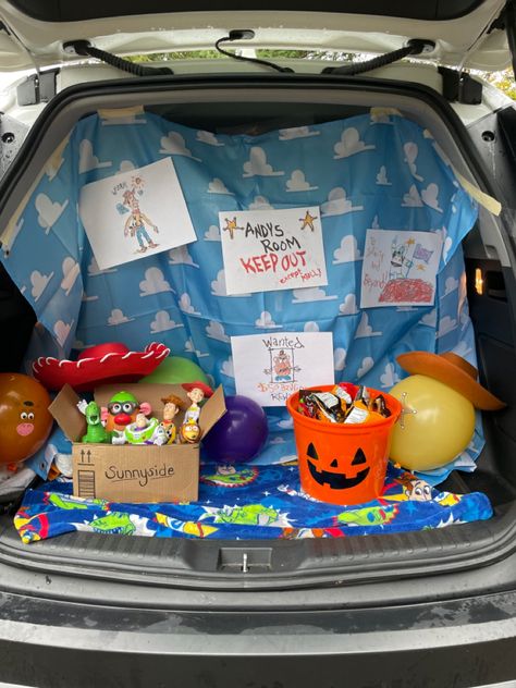 Toy Story Halloween Trunk Or Treat, You Story Trunk Or Treat, Toys Story Trunk Or Treat, Toy Story Truck Or Treat, Kindergarten Trunk Or Treat Ideas, Diy Toy Story Trunk Or Treat, Toy Story Themed Trunk Or Treat, Toy Story Truck Or Treat Ideas, Trunk Or Treat Ideas Toy Story