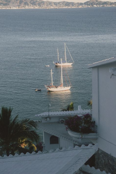 Mediterranean Aesthetic, Coastal Life, Europe Summer, Italian Summer, Summer Feeling, Summer Dream, In The Ocean, European Summer, Blue Aesthetic