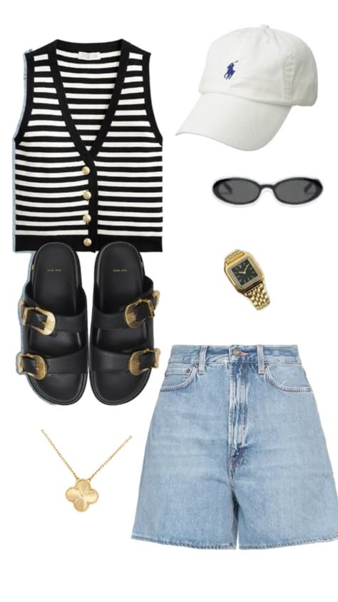 Simple casual outfit ootd moms women young trendy stylish cute old money thrift Young Mom Outfits, Simple Casual Outfits, Summer Outfits For Moms, Everyday Fashion Outfits, Simple Outfit, Baggy Pants, Simple Trendy Outfits, Mom Outfits, Looks Style