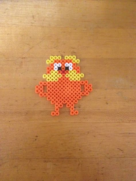 The Lorax Perler beads created by Simspon family for Read Across America Day. Things To Make Out Of Fuse Beads, Melt Bead Designs, Disney Hamma Beads Ideas, Angry Birds Perler Beads, Pearl Beads Designs, Things To Make With Melting Beads, The Lorax Perler Bead, Pealed Bead Ideas, Peer Bead Patterns