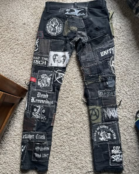 Jeans With Patches Aesthetic, Punk Bleached Jeans, Crust Pants Diy, Grunge Patch Pants, Diy Crust Pants, Crust Punk Pants Diy, Goth Patch Pants, Patch Pants Punk Ideas, Diy Goth Pants