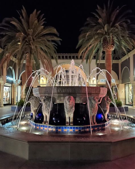 #IrvineSpectrumCenter Irvine California Aesthetic, Trevi Fountain Night, Irvine Spectrum Center, Lion Fountain, Irvine Spectrum, Fountain Of Neptune Florence, California Summer, Trevi Fountain, Study Motivation