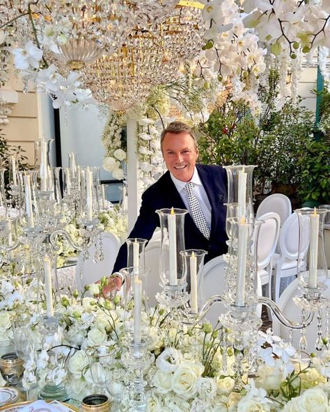 Colin Cowie Lifestyle Colin Cowie, Colin Cowie Wedding, Best Wedding Planner, Party Entertainment, Dance Party, Wedding Details, Tablescapes, Wedding Planner, Highlights