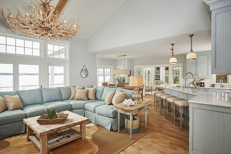 Lake House Living Room, Lake House Furniture, Beach Home Interiors, Lake House Interior, Lake House Kitchen, Beach House Interior Design, Lake Decor, Cottage Style Decor, Lake House Plans