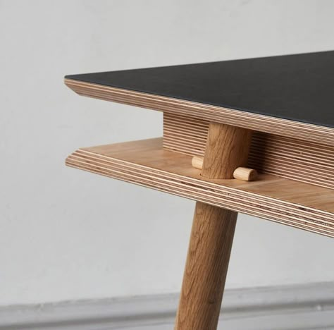 Simple Wooden Desks, Desk Design Ideas, Details Furniture, Wood Inspiration, Plywood Design, Plywood Projects, Furniture Desk, Plywood Chair, Joinery Details