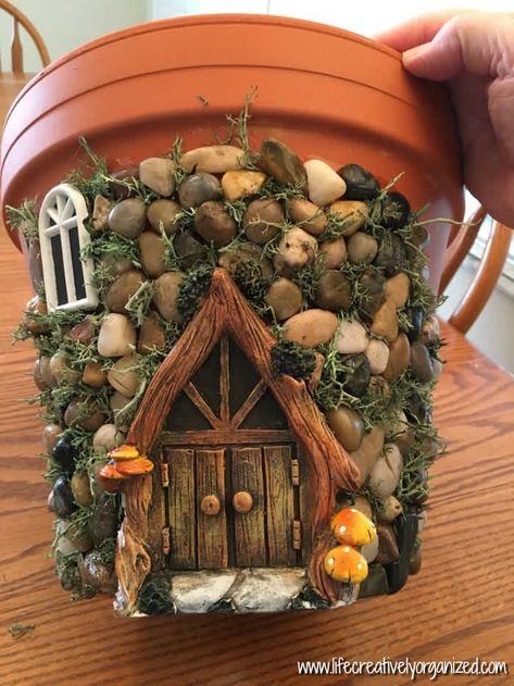 Diy Fairy Garden, House Planter, Planter Project, Fairy House Diy, Fairy Garden Crafts, Fairy Garden Designs, Faeries Gardens, Fairy Garden Houses, Diy Fairy