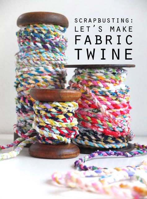 Cool Crafts  You Can Make With Fabric Scraps - Fabric Scrap Twine - Creative DIY Sewing Projects and Things to Do With Leftover Fabric and Even Old Clothes That Are Too Small - Ideas, Tutorials and Patterns http://diyjoy.com/diy-crafts-leftover-fabric-scraps Fabric Twine Diy, Rope Tutorial, Fabric Twine, Twine Diy, Fabric Rope, Trees Fabric, Scrap Fabric Projects, Xmas Trees, Diy Felt