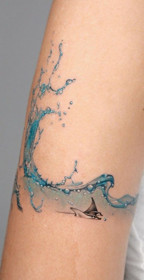 Wave Arm Tattoo Sleeve, Ocean Tattoo Sleeve For Women Black, Water Filler Tattoo, Nortical Tattoo, Ocean Water Tattoo, Tattoo Sea Waves, Sea Otter Tattoo, Stile Pin Up, Turtle Tattoo Designs