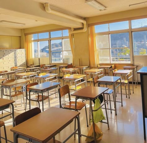 Soft Emo, Classroom Interior, School Building Design, School Interior, School Dr, School Cafeteria, Dream School, Japan Aesthetic, School Room