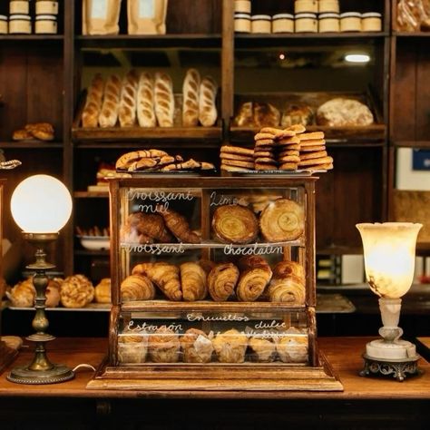 Opening A Bakery, Pastry Display, Vintage Bakery, Bakery Store, Bakery Interior, Ginger Biscuits, Coffee Shot, Cozy Coffee Shop, Bakery Shop